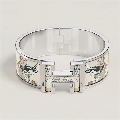 what p stands for on the hermes clic clac bracelet|how to use hermes h bracelet.